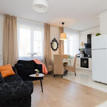 Superapart Grochowska 136, Very Close To The Mon Hospital On Saszerow Street Warsaw Luaran gambar
